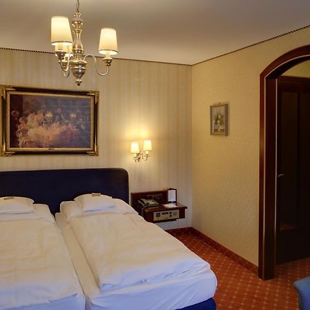 Hotel Brauereigasthof Landwehr-Braeu Reichelshofen Quarto foto