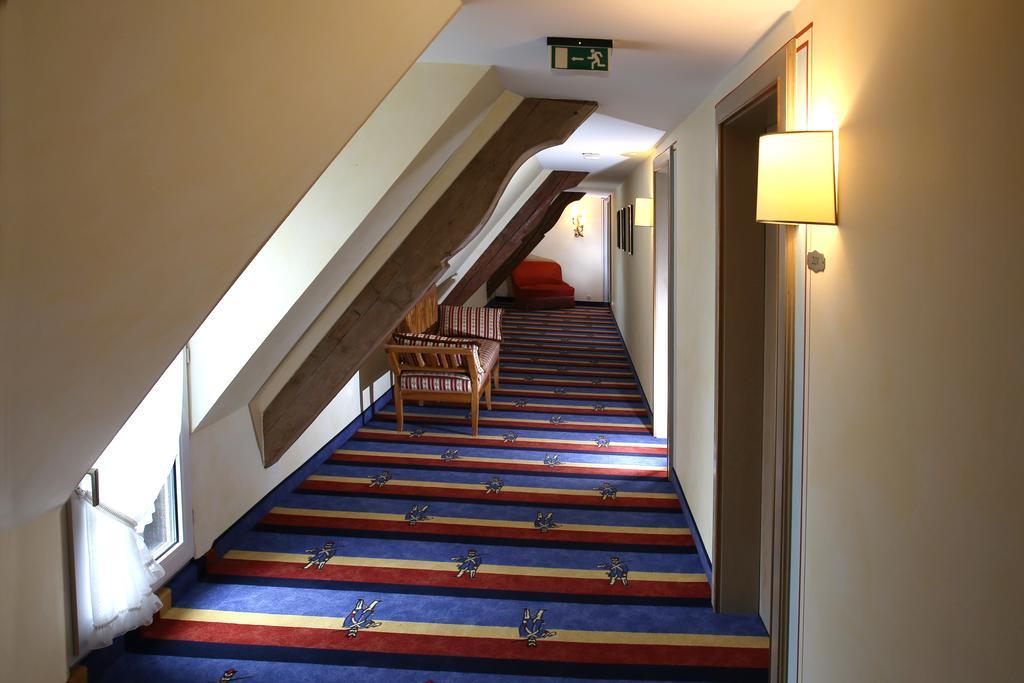 Hotel Brauereigasthof Landwehr-Braeu Reichelshofen Exterior foto