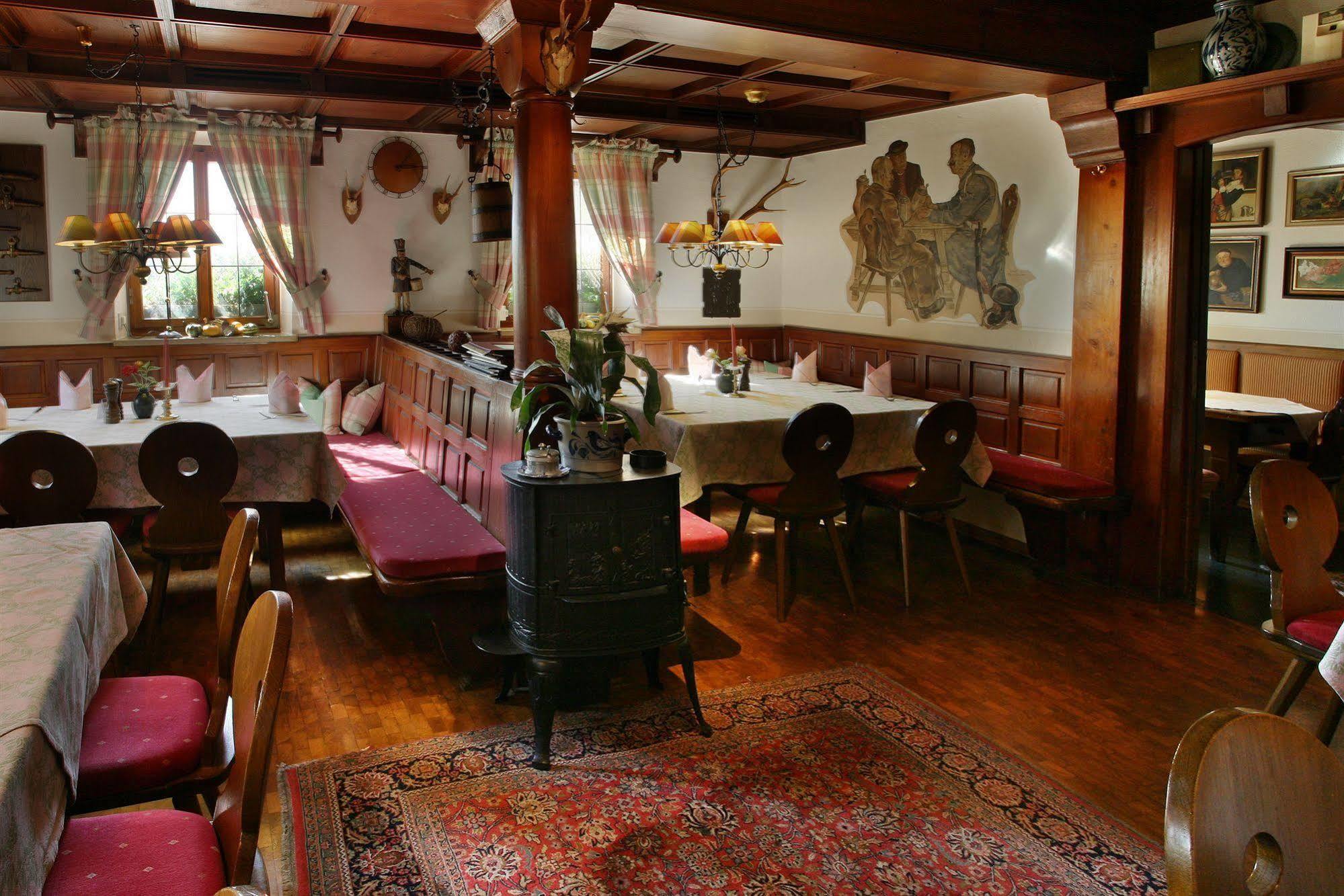 Hotel Brauereigasthof Landwehr-Braeu Reichelshofen Exterior foto