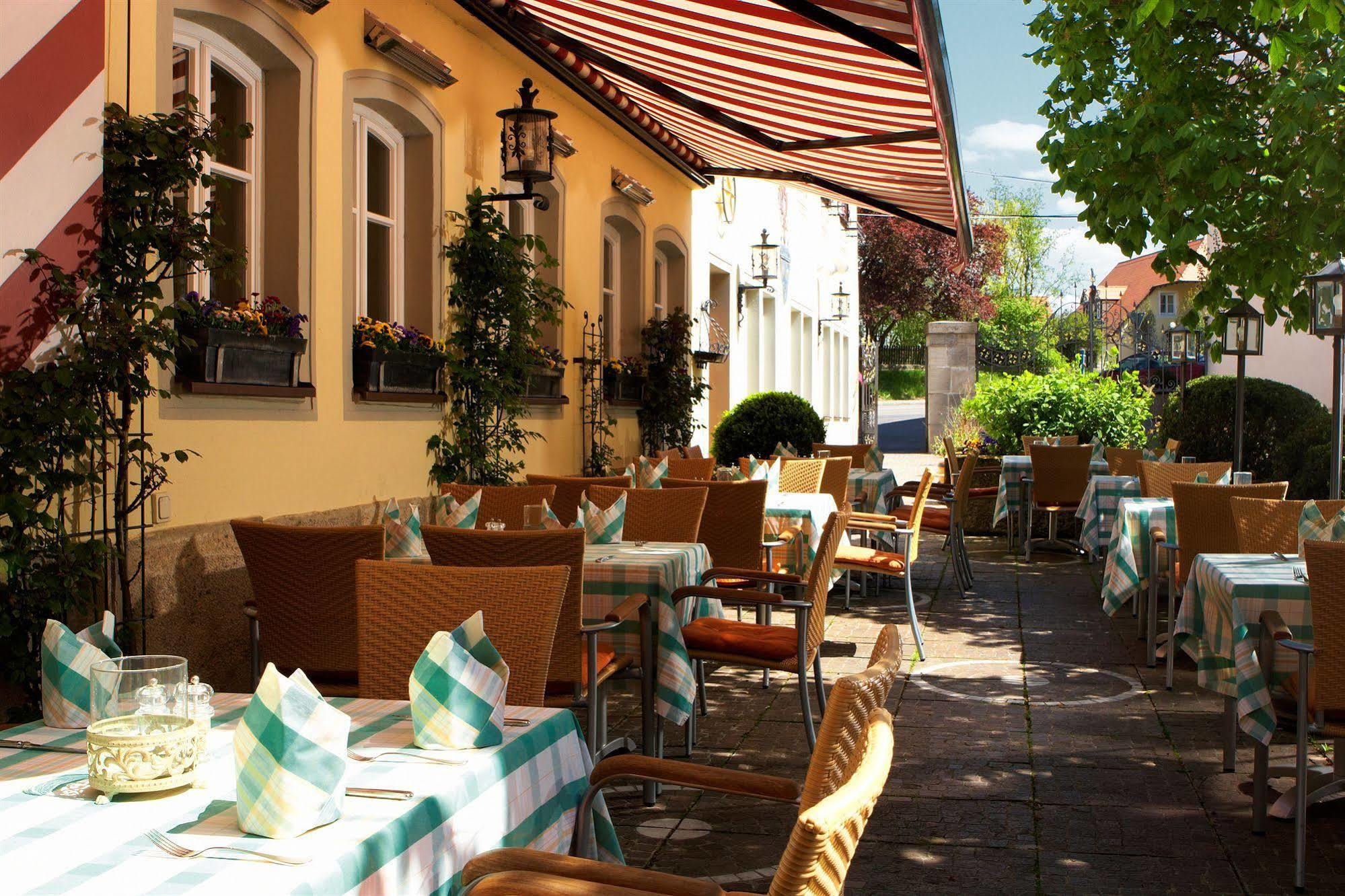 Hotel Brauereigasthof Landwehr-Braeu Reichelshofen Exterior foto